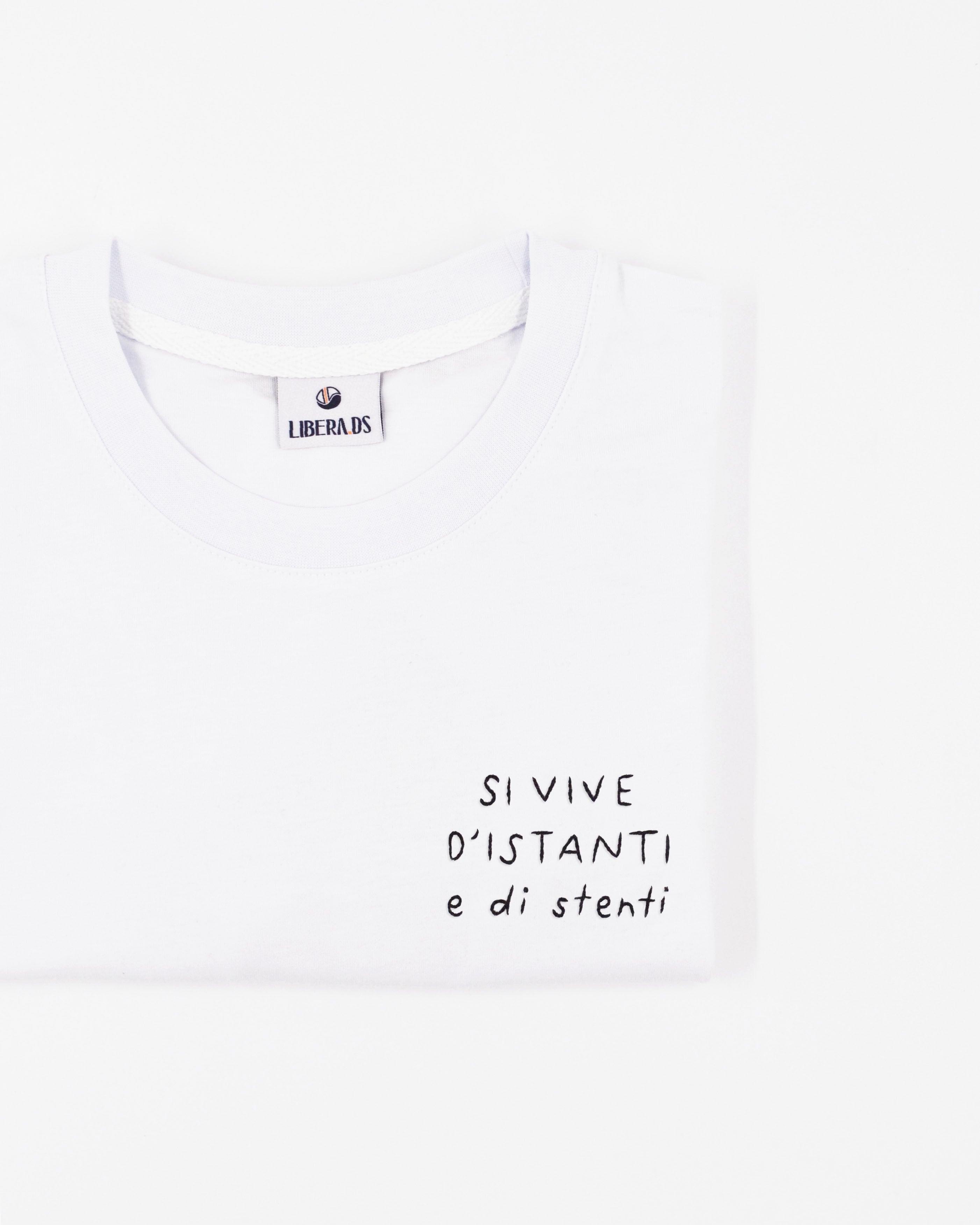 SI VIVE D'ISTANTI E DI STENTI